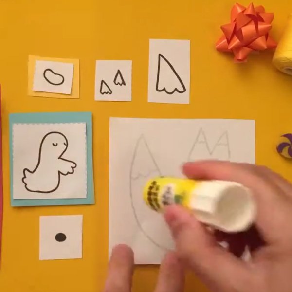 Glue onto colorful paper - Step 3 of 10