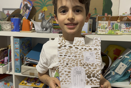 Build a House from Cardboard — made by the Catbears community