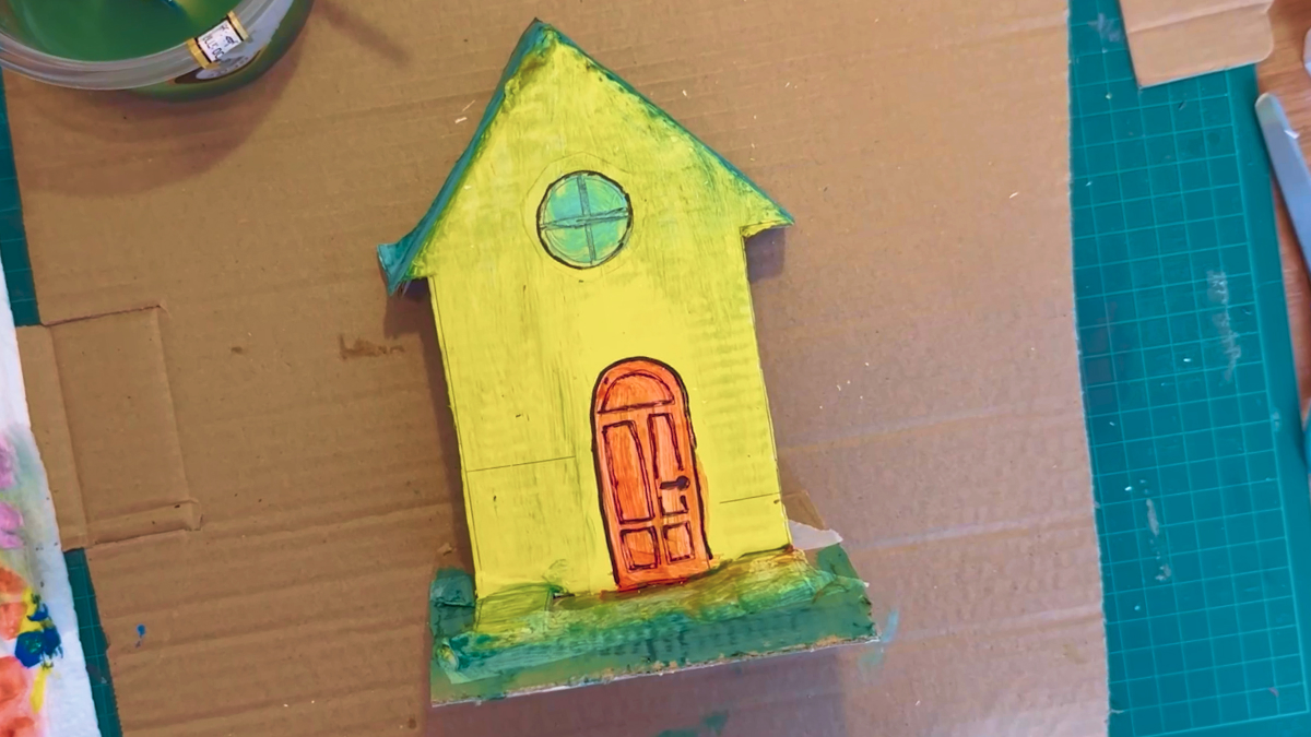 Build a House from Cardboard — made by the Catbears community